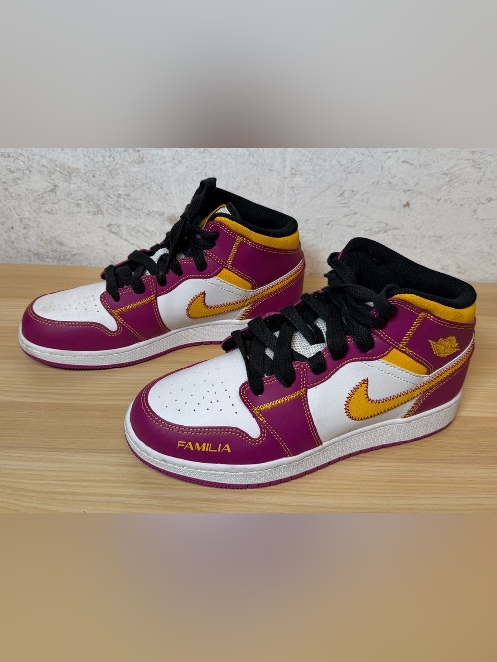 Nike Air Jordan 1 Mid “Dia de Muertos” kids Sneakers NWOT - Picture 2 of 9